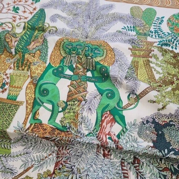 HERMES Scarf Carre 90 "Les Legendes de L'Arbre" Legend of the tree 100% Silk - Picture 5 of 6